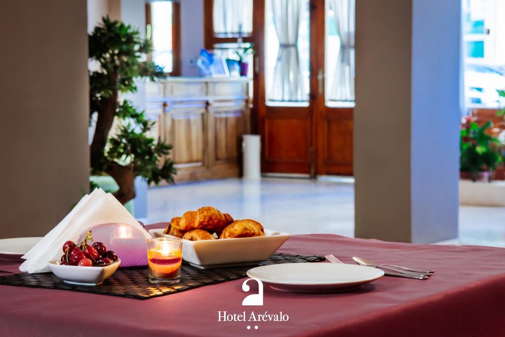Hotel Arevalo קואנקה מראה חיצוני תמונה